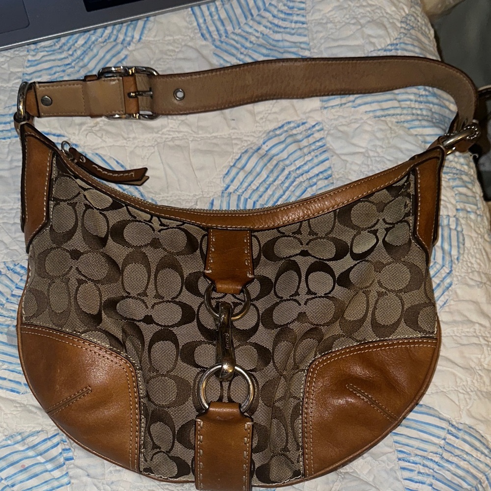 Coach Brown and Tan Signature Hampton clip Hobo Bag 11576  (JJ)